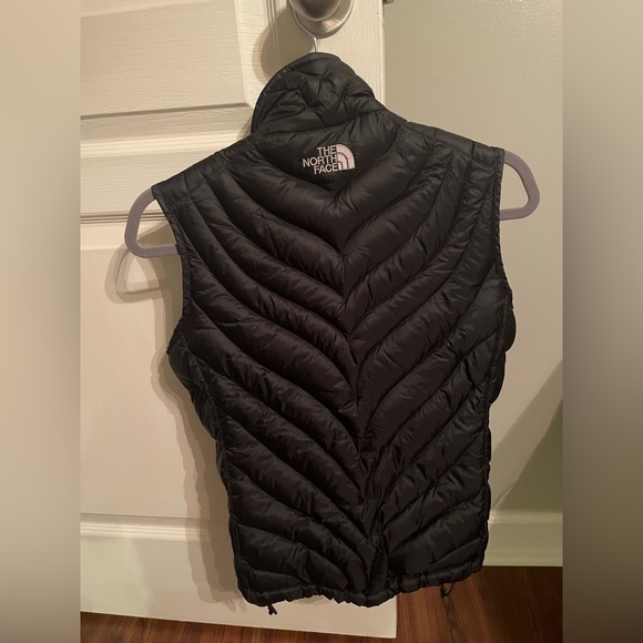 The north face vest jacket - Picture 6 of 6